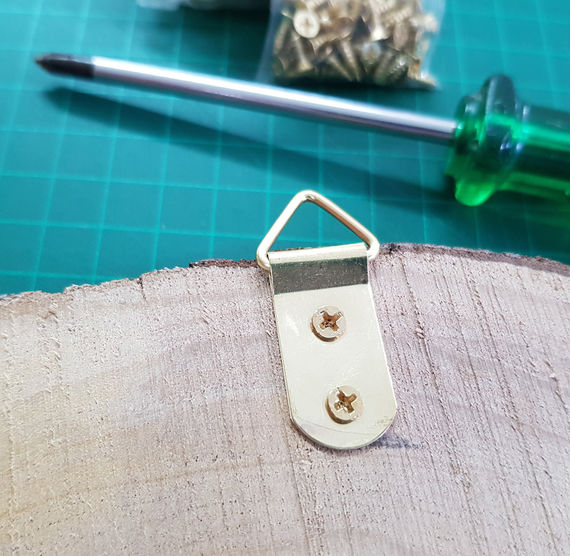 תמונה מעץ טבעי ראש של שור