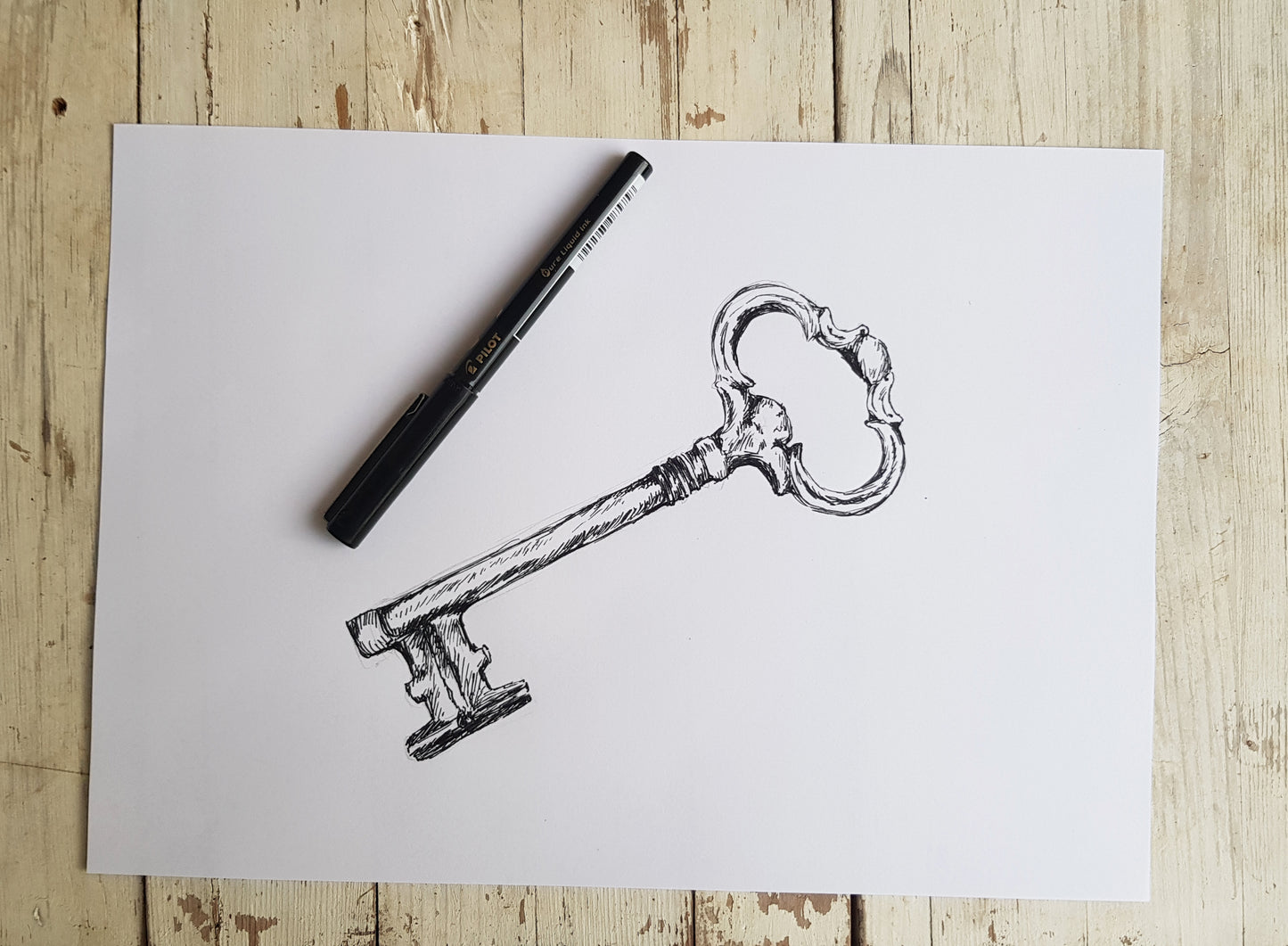 תמונה להדפסה ומיסגור מפתח עתיק - rachelsfinelines