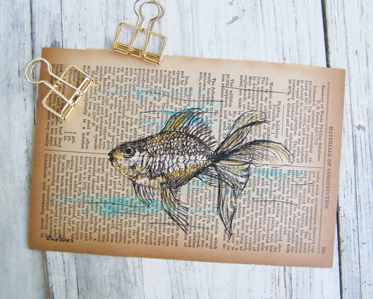 הדפס דג זהב על נייר מספר ישן - rachelsfinelines