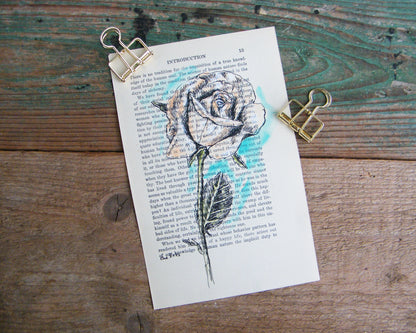 הדפס פרח ורד על נייר מספר ישן - rachelsfinelines